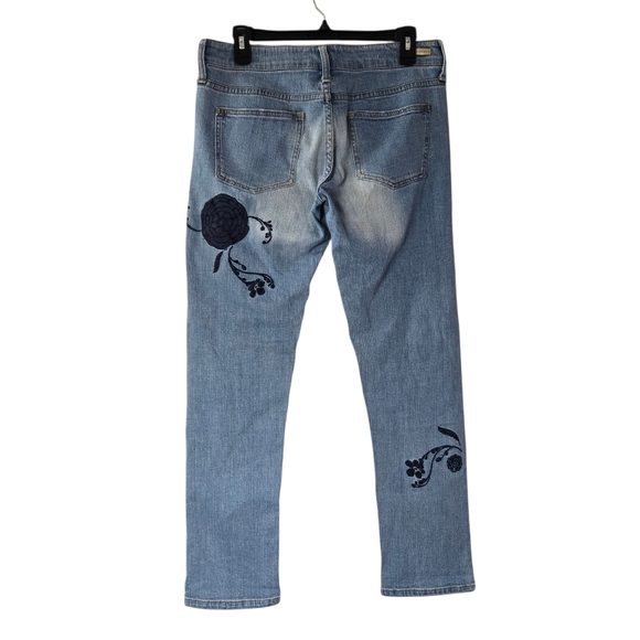 Anthropologie Pilcro Hyphen Floral Embroidered Jeans - Picture 3 of 15
